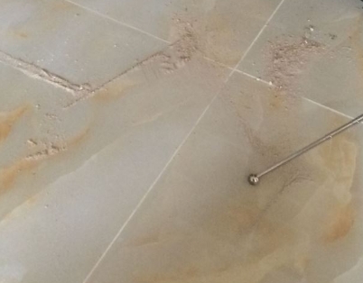淮北市瓷砖空鼓维修公司分享粘合剂选择不当在瓷砖铺贴过程中可能导致以下问题